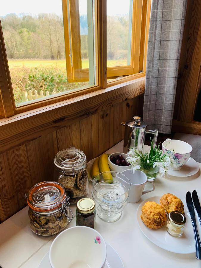 Sheepwash Shepherds Hut Bebside ภายนอก รูปภาพ