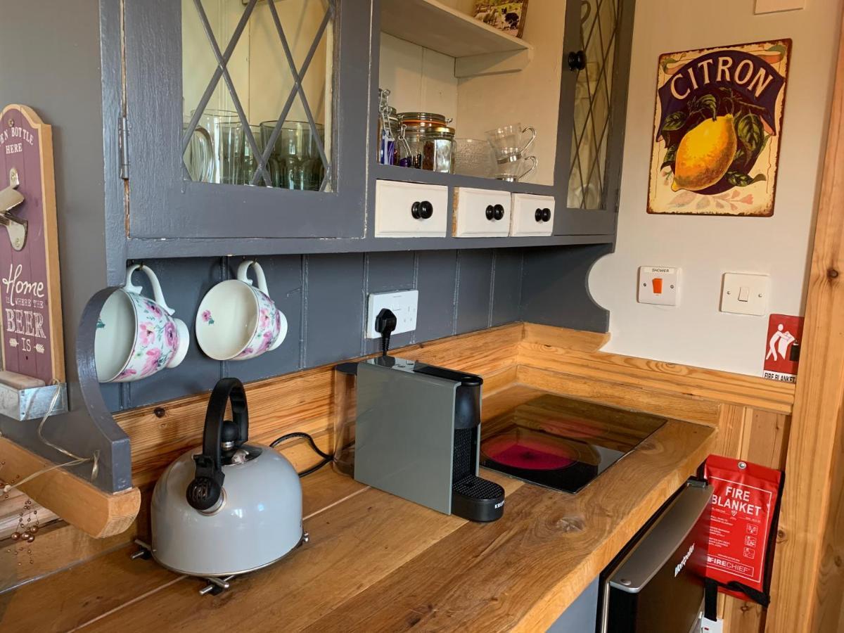 Sheepwash Shepherds Hut Bebside ภายนอก รูปภาพ