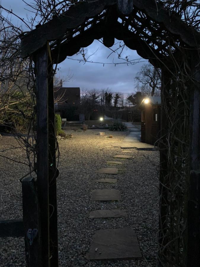 Sheepwash Shepherds Hut Bebside ภายนอก รูปภาพ